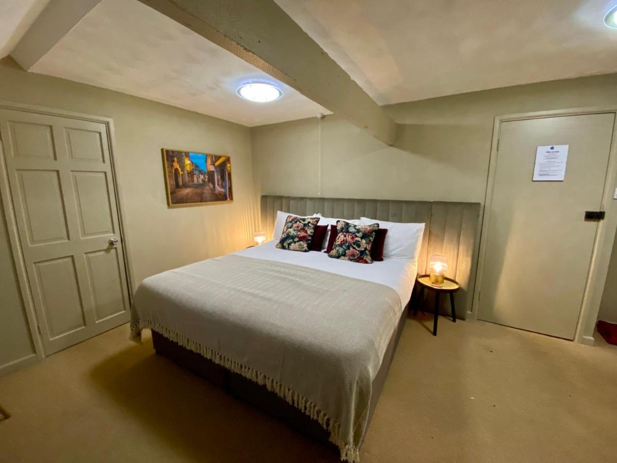 The Lion At West Pennard酒店 外观 照片 A bedroom at the hotel